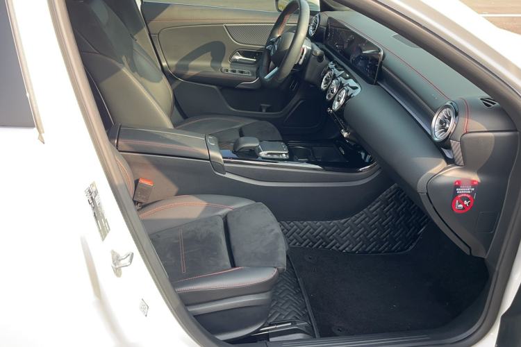 Used Mercedes-Benz A-Class 2023 A 200 L Fashion Model
