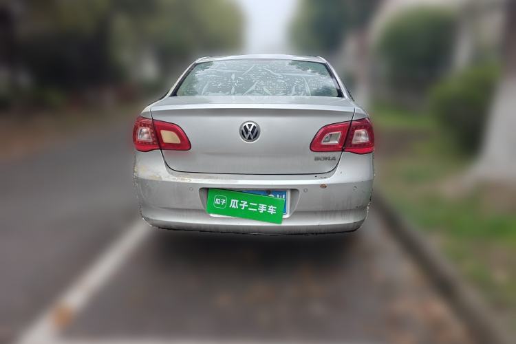 Used Volkswagen Bora 2012 1.6L Manual Fashion Edition
