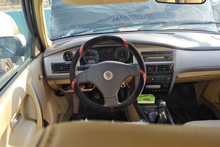 Used Volkswagen Santana Vista 2008 1.8L Manual Comfort Edition Steering Wheel