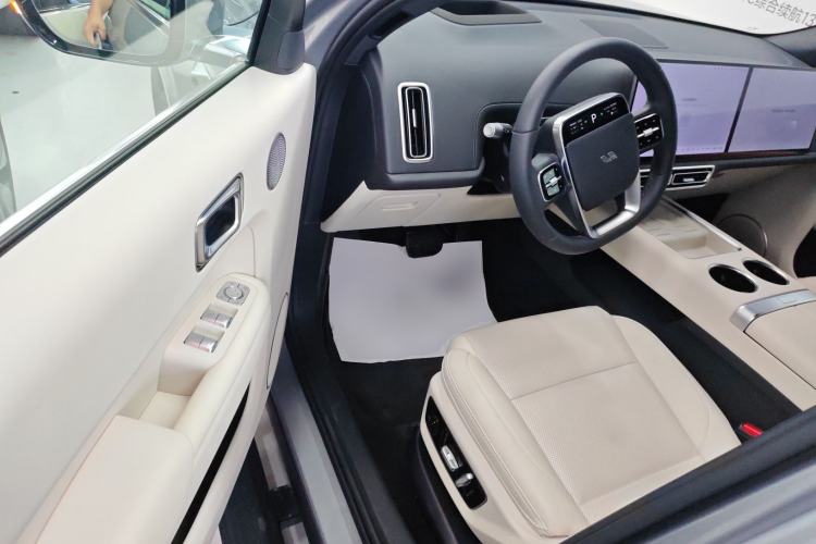 Used Li Auto L7 2025 Max Smart Refresh Edition Driver Seat