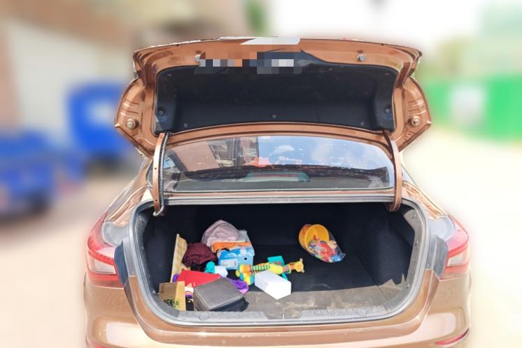 Used CHANGAN Eado 2018 1.6L GDI Manual Fashion Edition Trunk