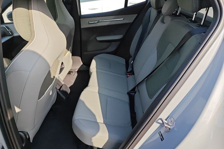 Used Volvo EX30 2025 Rear-Drive Long-Range Version Ultra
