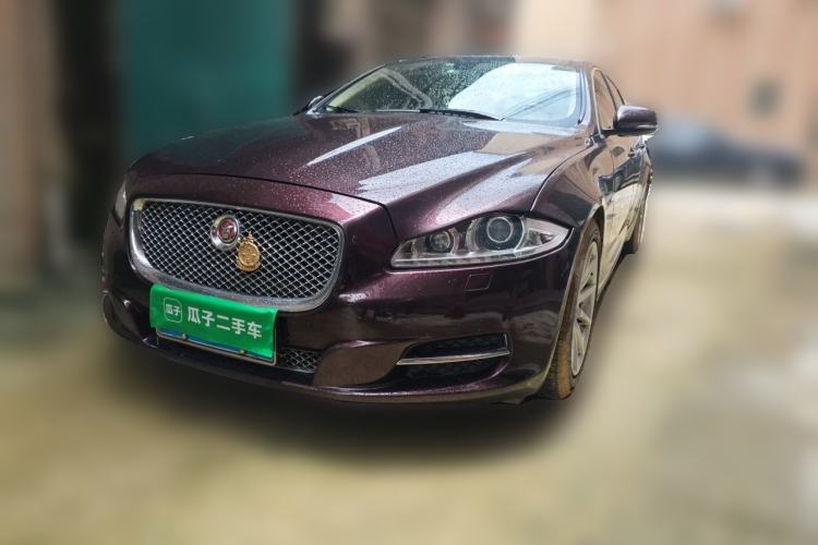 Used Jaguar XJ 2014 XJL 2.0T Two-Wheel-Drive Elegant Business Edition Guazi used car, China used car export, Used car for sale, Used cars, Cheapest cars for sale