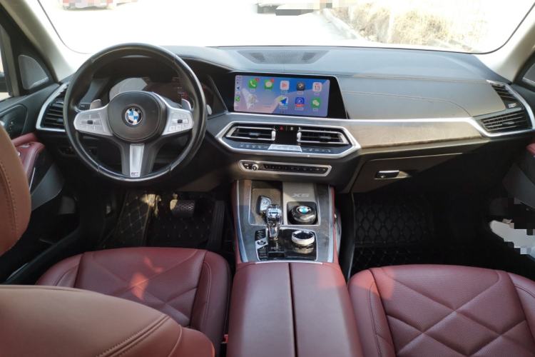 Used BMW X5 2022 xDrive 30Li Luxury M Sport Package