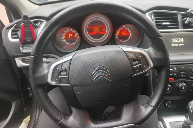 Used Citroen C4L 2015 1.8L Automatic Luxury Edition Steering Wheel