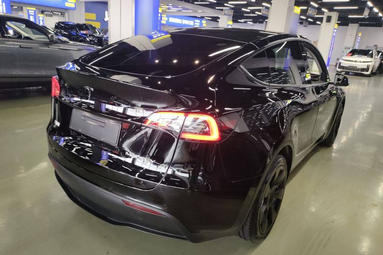 Used Tesla Model Y 2021 Standard Range Rear-Wheel Drive Version