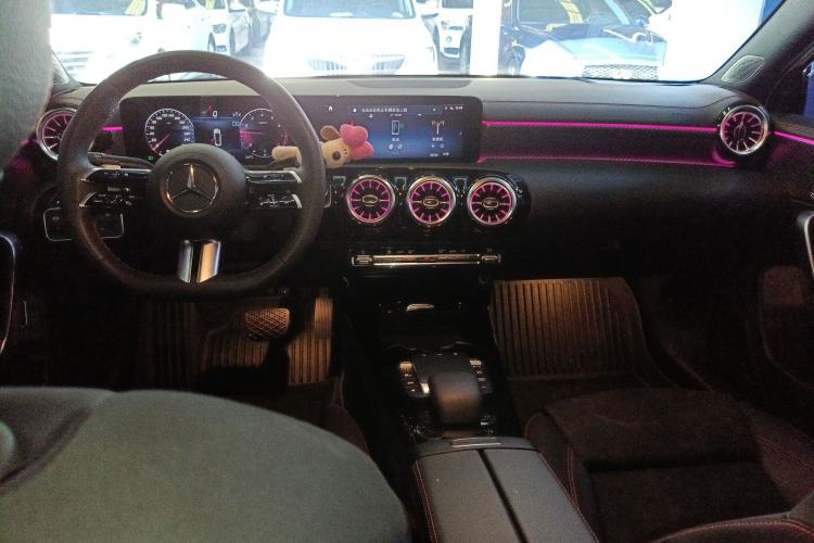 Used Mercedes-Benz A-Class 2023 A 200 L Fashion Model
