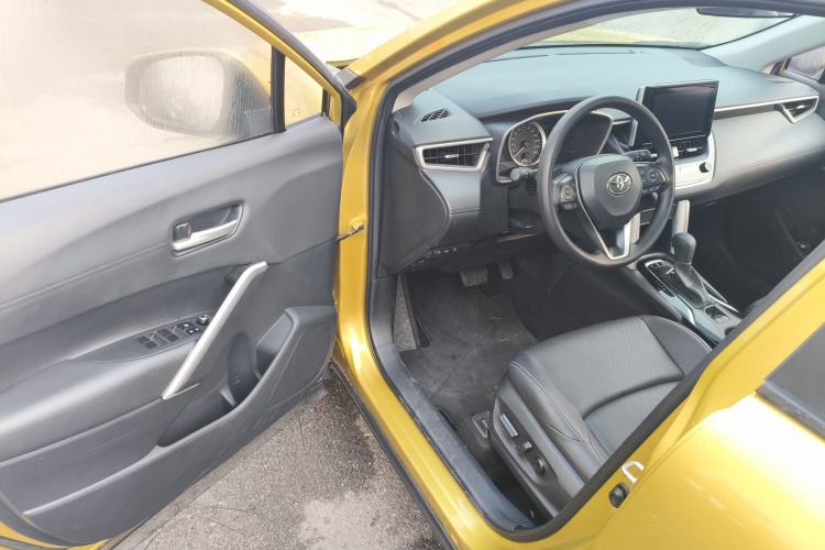 Used Toyota FRONTLANDER 2022 2.0L CVT Luxury PLUS Edition