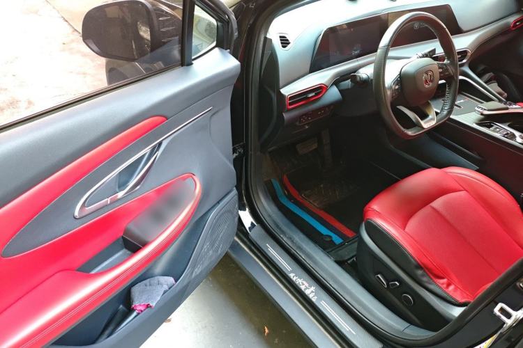 Used CHANGAN UNI-T 2020 1.5T Flagship Version
