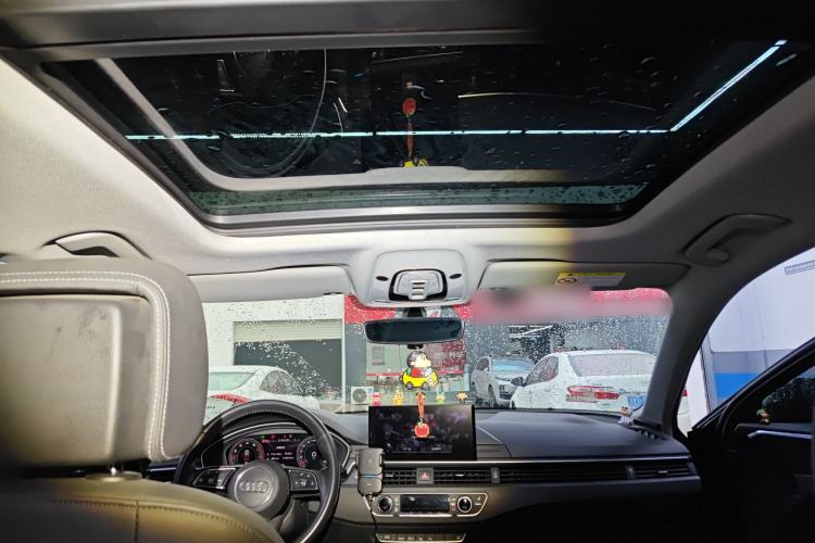 Used Audi A4L 2020 40 TFSI Fashionable and Elegant Model
