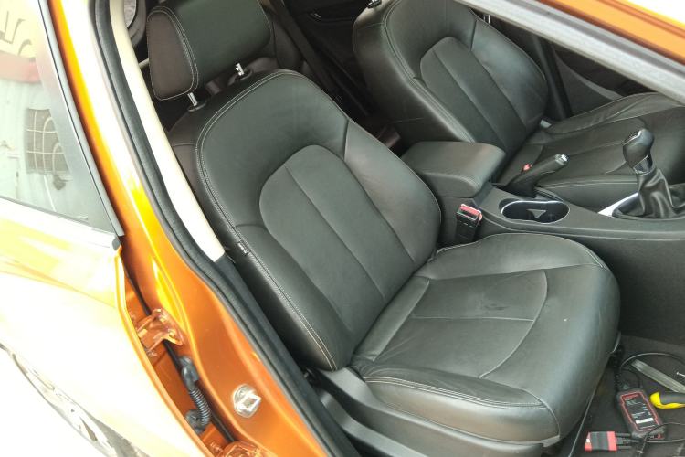 Used Dongfeng Aeolus AX5 2017 1.4T Manual Fun Edition
