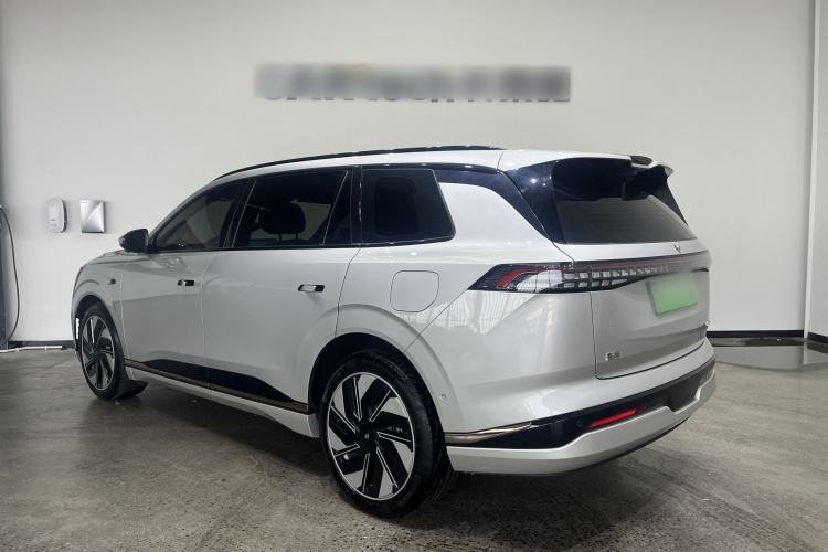 Used Dongfeng eπ eπ008 2024 210Max Range-Extended Version 6 Seats