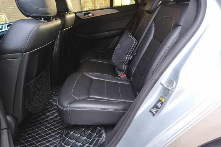 Used Mercedes-Benz M-Class 2012 ML 300
