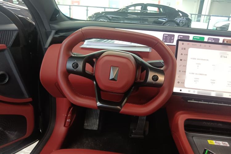 Used Avatr 12 2025 Year Updated Ultra Extended-Range Version
