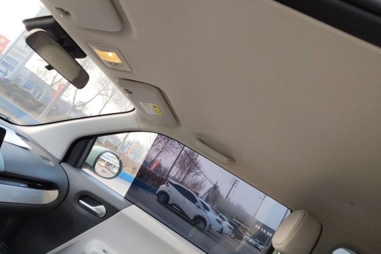 Used CHANGAN NEVO Lumin 2024 205km Launch Edition
