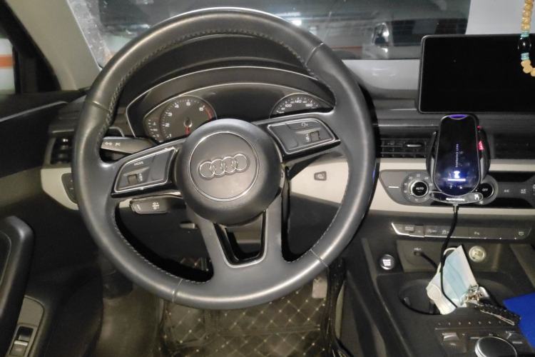 Used Audi A4L 2018 30th Anniversary Edition 40 TFSI Trendy Model