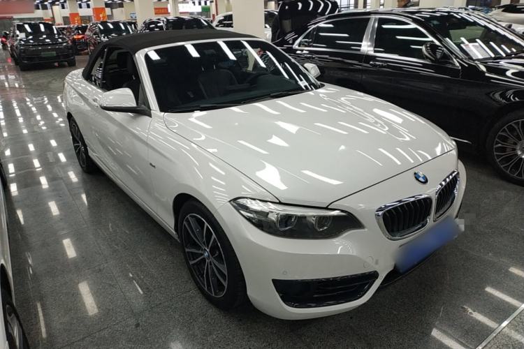 Used BMW 2 Series (Import) 2018 220i Convertible Coupe Sports Design Package
