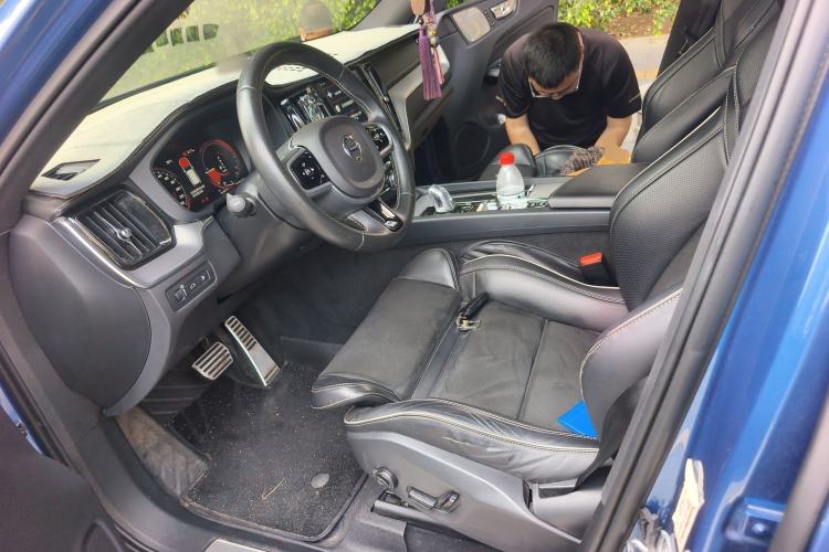 Used Volvo XC60 New Energy 2019 T8 E-Drive Hybrid Intelligent Luxury Sport Edition China V Standard Left Front Seat