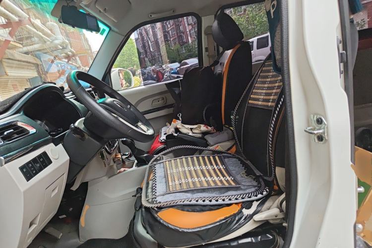 Used Jinbei New Hiace X30L 2021 1.5L Wealth Edition Bus Non-Air-Conditioned China VI Standard SWC15M
