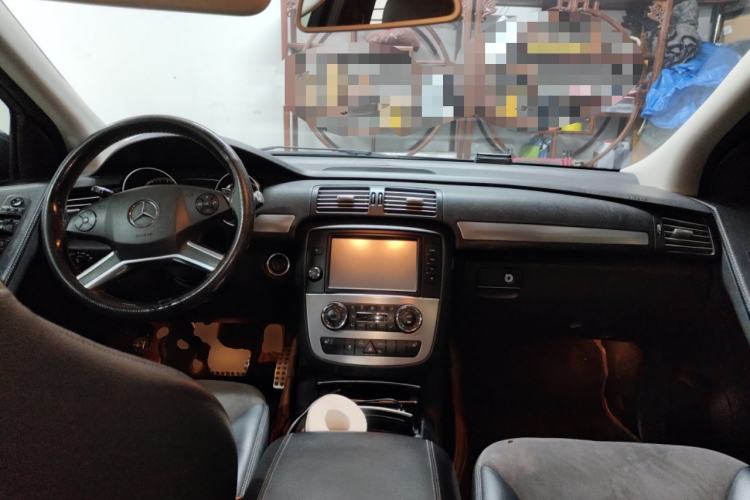 Used Mercedes-Benz R-Class 2014 R 320 4MATIC Business Model