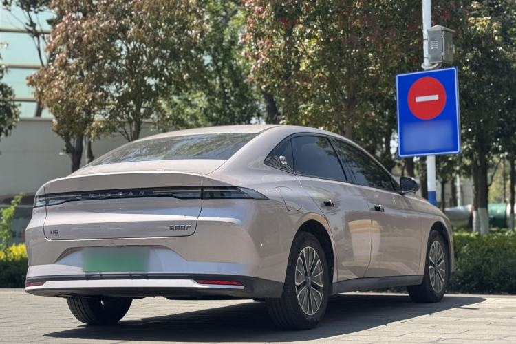 Used Nissan N6 2026 Model 180 Max Exterior 7
