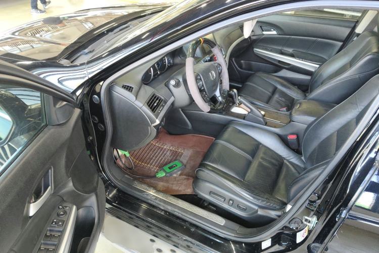 Used Honda Crosstour 2016 2.4L Luxury Edition