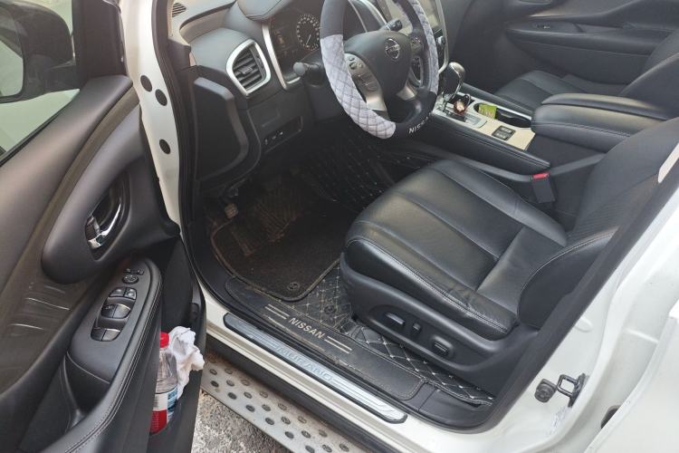 Used Nissan Murano 2021 2.5L XL Two-Wheel Drive Smart Connect Luxury Edition Driver Seat