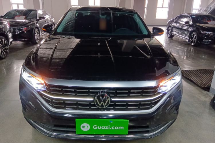 Used Volkswagen Passat 2023 Revised 380TSI Luxury Edition
