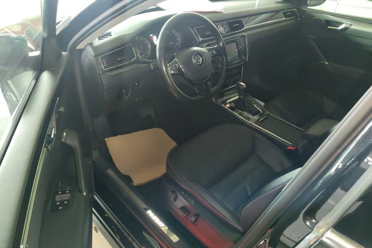 Used Volkswagen Passat 2017 330TSI DSG Prestige Edition