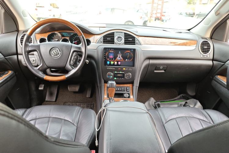 Used Buick Enclave 2010 3.6L Flagship Edition Center Console