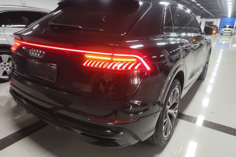 Used Audi Q8 2019 55 TFSI Luxury Dynamic Model
