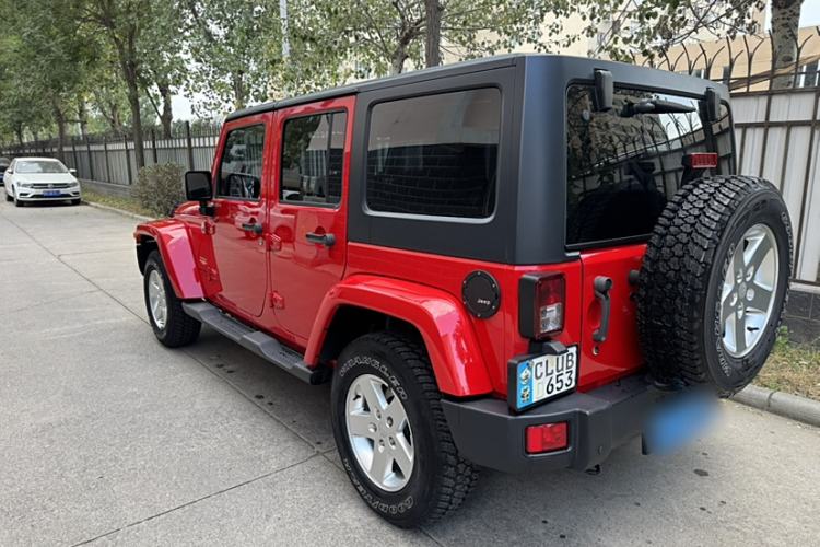 Used Jeep Wrangler 2014 3.0L Sahara Four-Door Edition