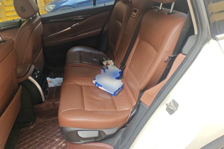 Used BMW 5 Series GT 2015 528i Leading Model