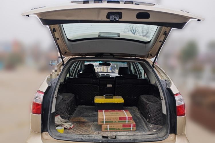 Used BYD S6 2014 2.0L Manual Luxury 5-Seater
