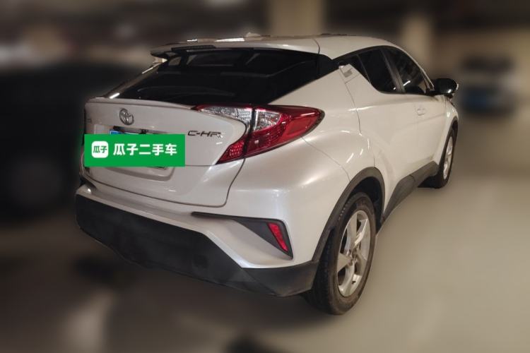 Used Toyota C-HR 2018 2.0L Elite Version China VI Standard Rear Right 45 Deg