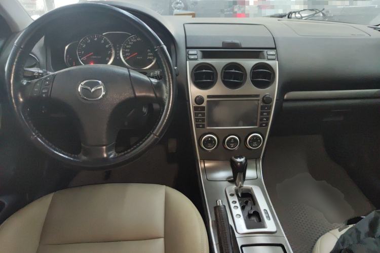 Used Mazda 6 2013 2.0L Automatic Fashion Edition Center Console