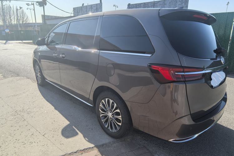 Used Buick GL8 2023 Land Executive Class 652T Luxury Model