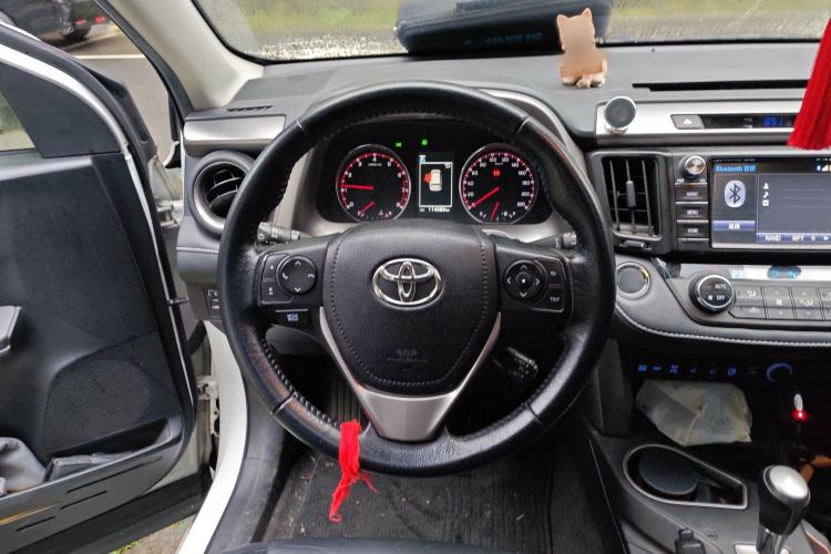 Used Toyota RAV4 2016 2.5L Automatic 4x4 Elite Edition
