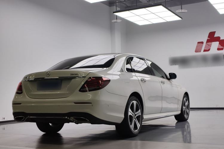 Used Mercedes-Benz E-Class 2016 E 200 L Sport Edition