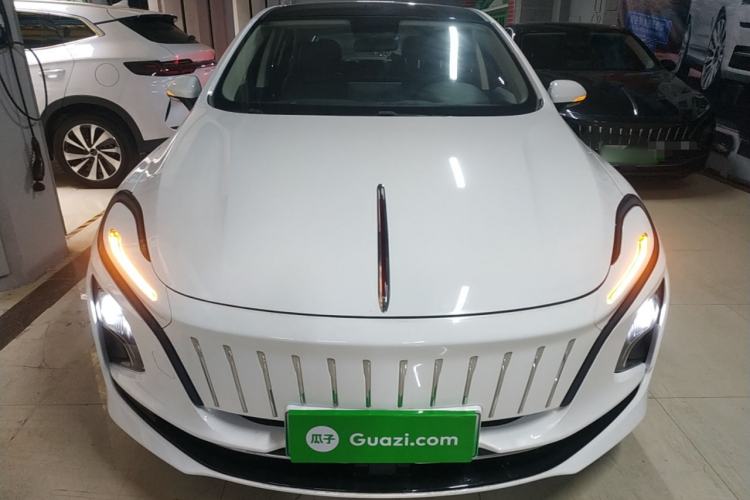 Used Hongqi E-QM5 2022 431 km Charge & Enjoy Edition Front