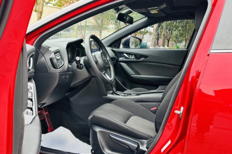 Used Mazda CX-4 2020 2.0L Automatic Two-Wheel Drive Blue Sky Dynamic Edition