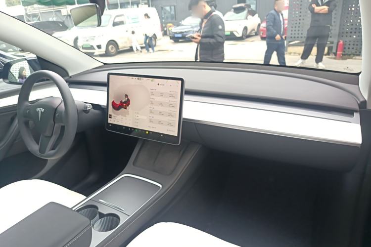 Used Tesla Model Y 2022 Rear-Wheel-Drive Version
