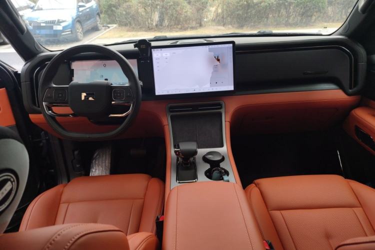 Used Polestones 01 2023 All-Purpose 7-Seater Version
