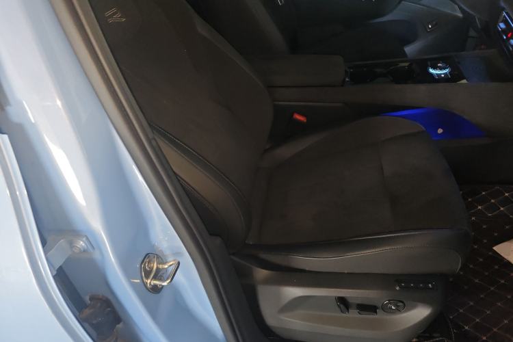 Used Volkswagen Tiguan L 2024 PRO 380TSI Four-Wheel Drive R-Line Prestige Edition
