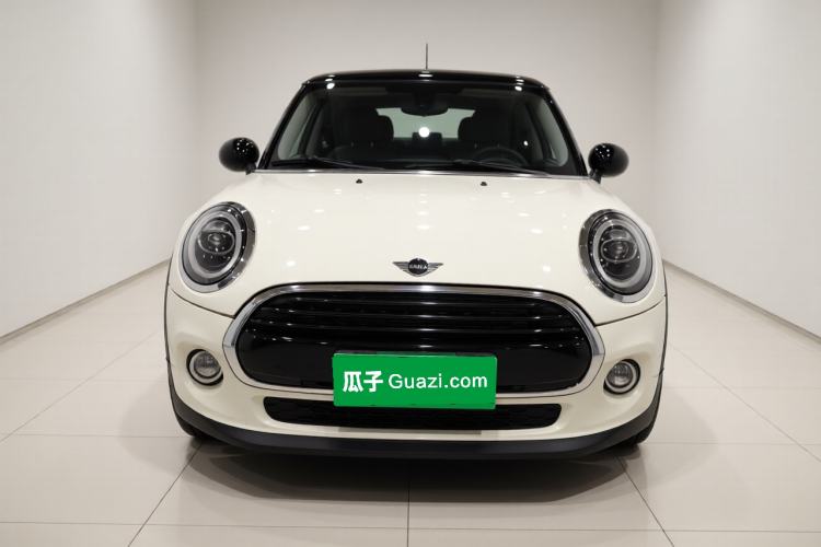 Used MINI 2019 1.5T COOPER Classic Edition Front