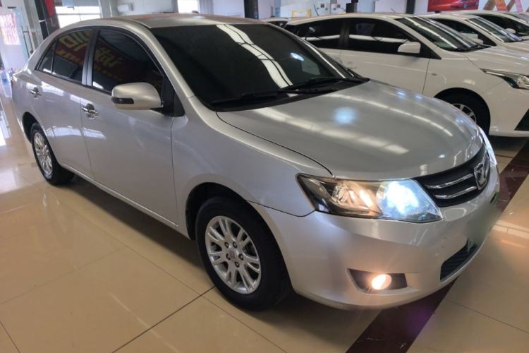 Used Zotye Z300 2014 1.5L Value Edition Manual Elite Model Exterior 1