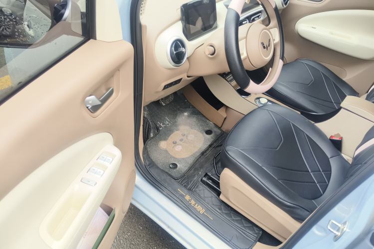 Used Wuling Hongguang MINIEV 2025 Four-Door Version Zhenxiang+ Edition Driver Seat