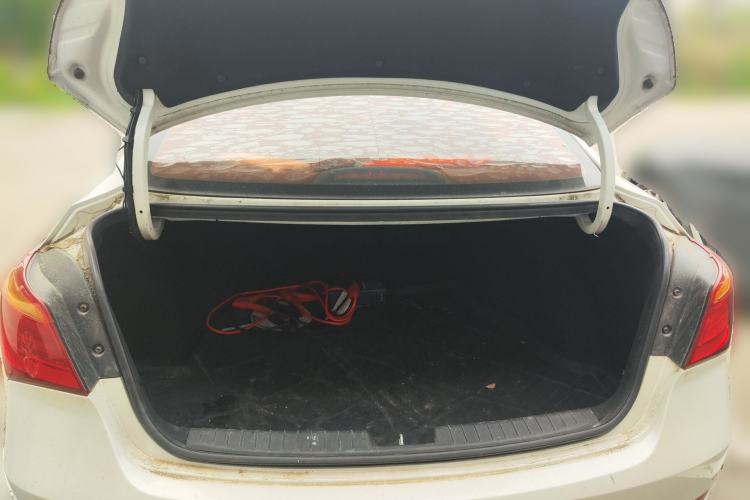 Used Hyundai Mistra 2014 1.8L Automatic Smart GLS Trunk