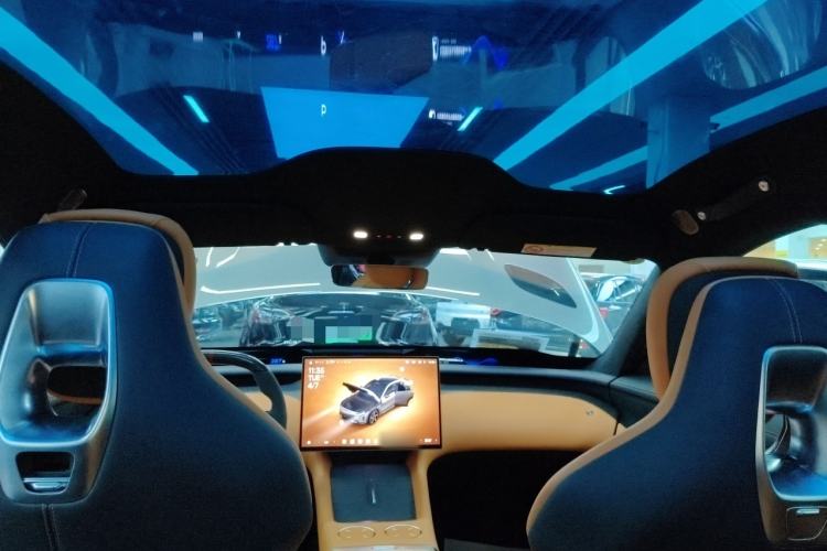 Used Xiaomi Auto YU7 2025 Ultra-Long Range High-Performance All-Wheel-Drive Max Edition
