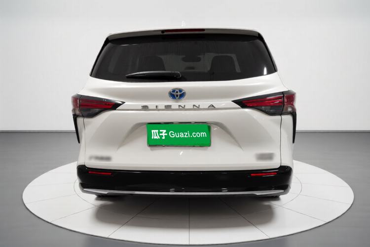 Used Toyota SIENNA 2021 2.5L Hybrid Premium Edition Exterior 4